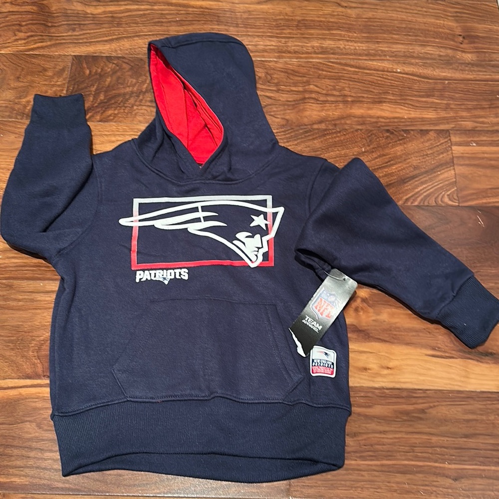 Patriots hooded sweatshirt kids size 5-6